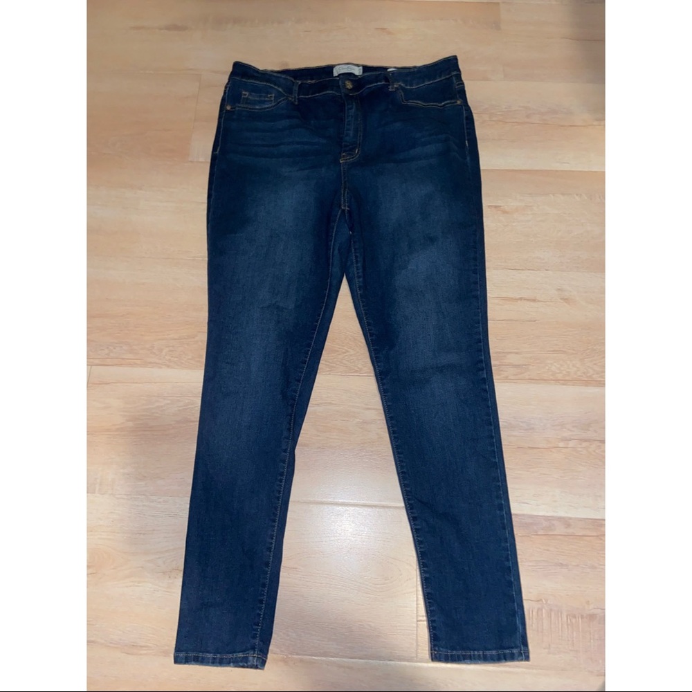 Comfortable skinny jeans